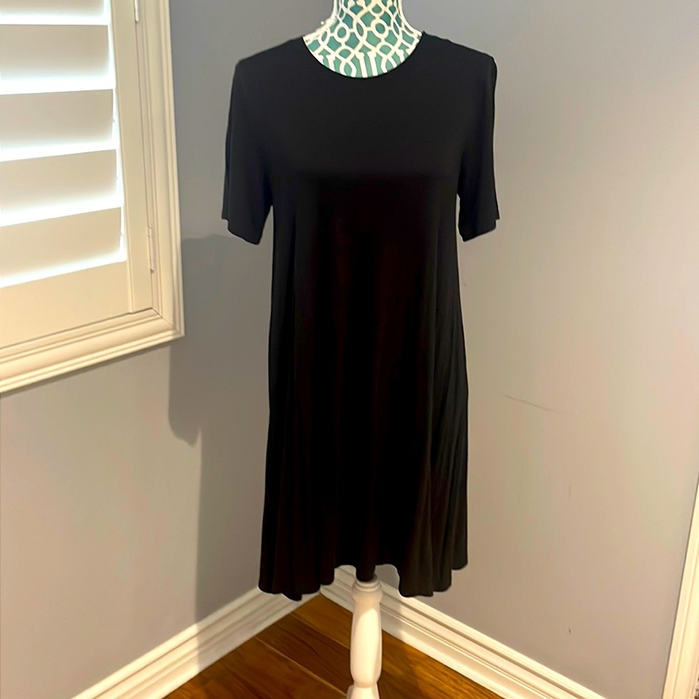 BCBGGeneration Black T-shirt Size L